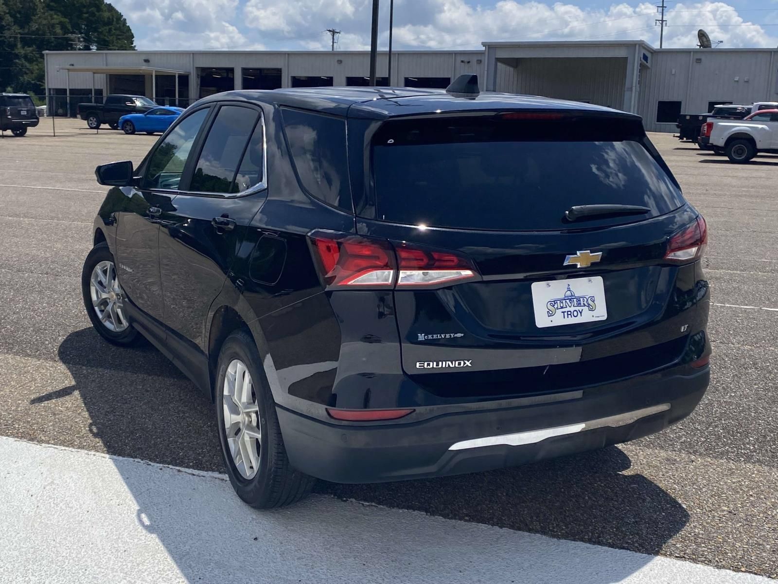 Used 2024 Chevrolet Equinox LT FWD image 5