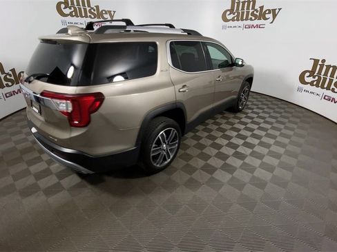 Certified 2023 GMC Acadia SLE w/ Driver Convenience Package image 8