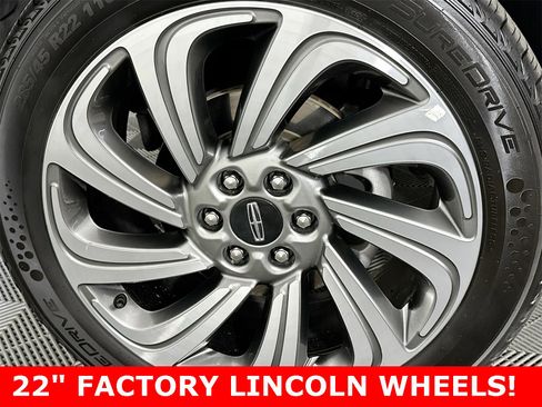 Used 2023 Lincoln Navigator Reserve image 9