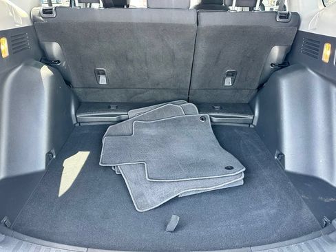Used 2022 Honda CR-V EX image 9