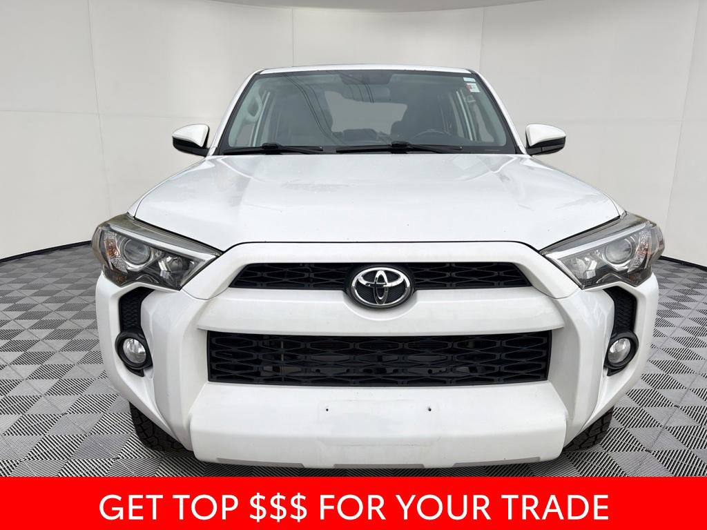 Used 2016 Toyota 4Runner SR5 AWD/4WD image 2