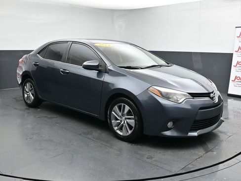 Used 2014 Toyota Corolla LE image 2