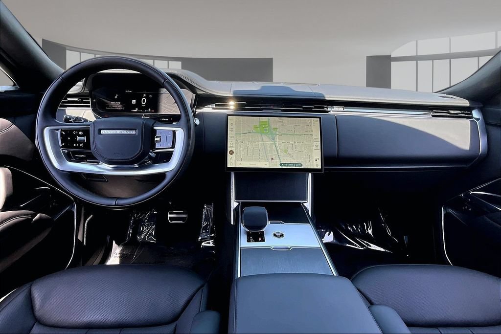 Used 2026 Land Rover Range Rover SE AWD/4WD image 7