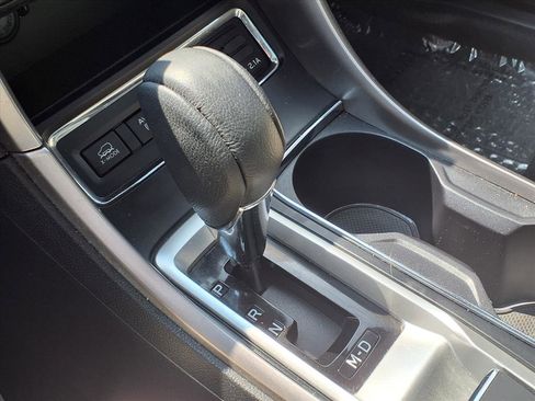 Used 2019 Subaru Ascent Limited image 14