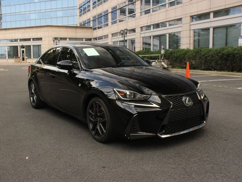 Used 2017 Lexus IS 200t F Sport w/ F Sport Package RWD image 1
