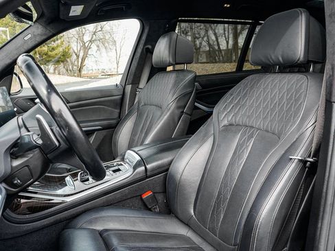 Used 2023 BMW X7 xDrive40i w/ M Sport Package image 17