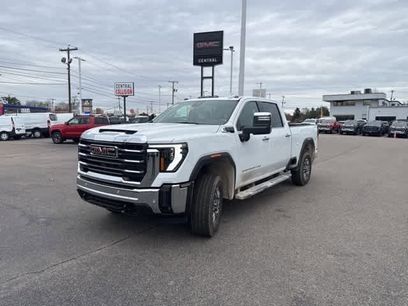 New 2026 GMC Sierra 2500 SLT w/ SLT Premium Package