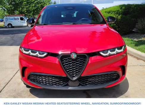 Used 2024 Alfa Romeo Tonale Veloce AWD/4WD image 8