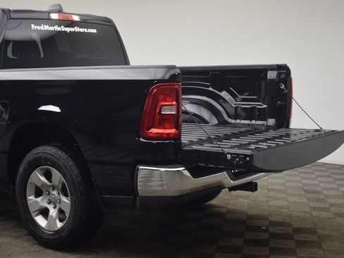 New 2026 RAM 1500 4x4 Crew Cab image 16