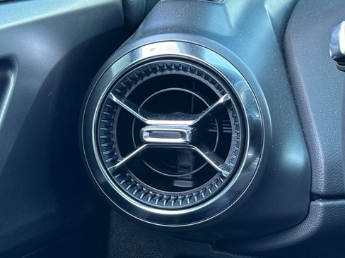 Used 2026 Chevrolet Equinox EV LT image 28