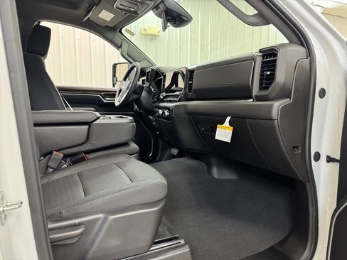 New 2026 GMC Sierra 2500 SLE image 25