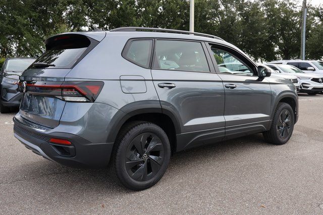 Certified 2025 Volkswagen Taos S FWD image 7
