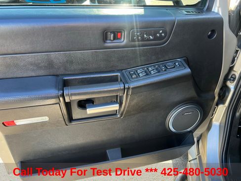 Used 2005 HUMMER H2 w/ Preferred Equipment Group AWD/4WD image 20
