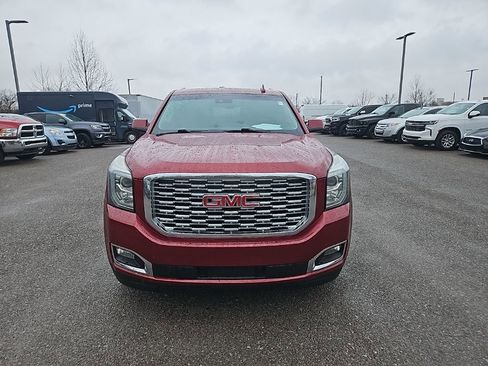 Used 2018 GMC Yukon XL Denali w/ Open Road Package image 2