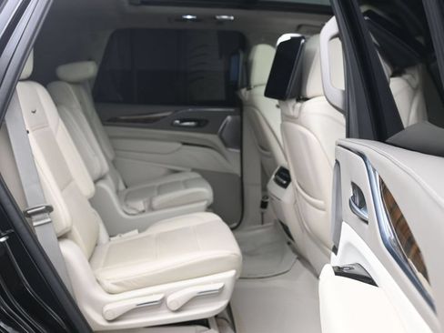 Used 2021 Cadillac Escalade Premium Luxury Platinum AWD/4WD image 12