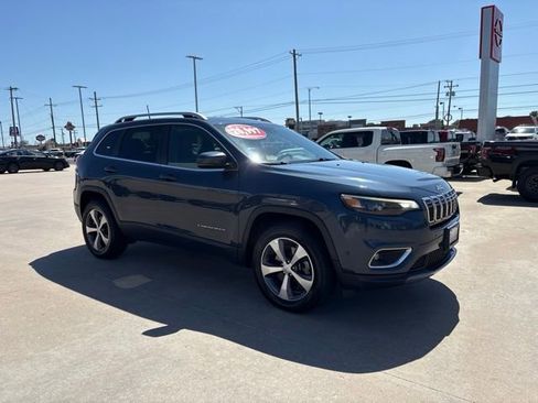 Used 2021 Jeep Cherokee Limited AWD/4WD image 2