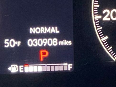 Certified 2023 Honda Pilot EX-L image 32