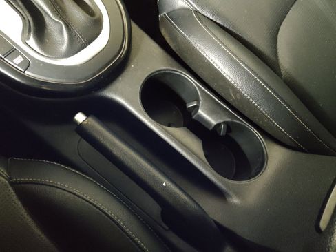 Used 2020 Kia Forte EX image 26