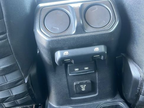 Used 2021 Jeep Wrangler Unlimited Rubicon AWD/4WD image 21