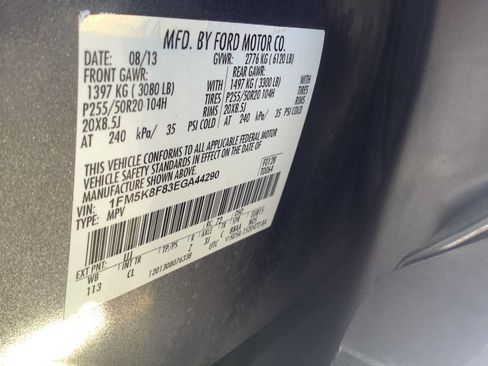 Used 2014 Ford Explorer Limited w/ Equipment Group 302A AWD/4WD image 21