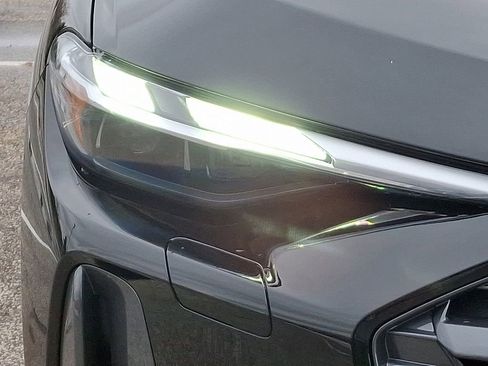 Used 2025 Audi Q5 2.0T Premium w/ Convenience Package image 9