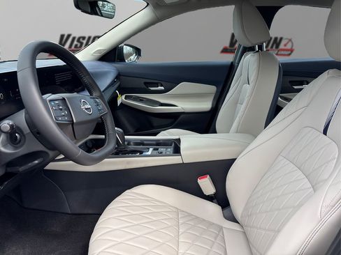 New 2026 Nissan Sentra SL w/ Floor Mat Package FWD image 9
