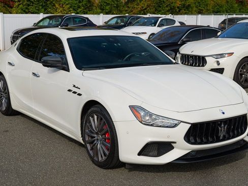 Used 2022 Maserati Ghibli Modena Q4 image 9