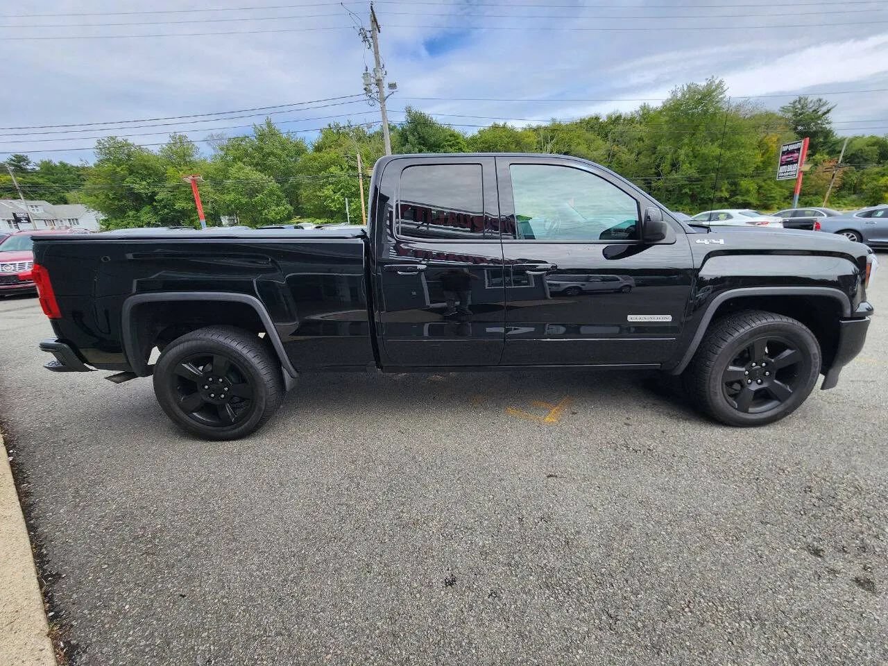 Used 2019 GMC Sierra 1500 Limited w/ Elevation Edition AWD/4WD image 4