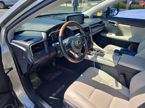 Used 2020 Lexus RX 350L FWD w/ Premium Package image 3