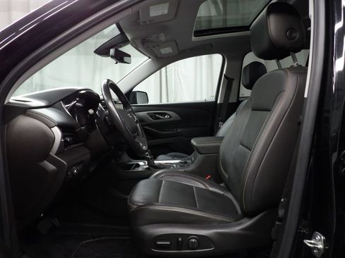 Used 2021 Chevrolet Traverse RS w/ LPO, Floor Liner Package AWD/4WD image 11
