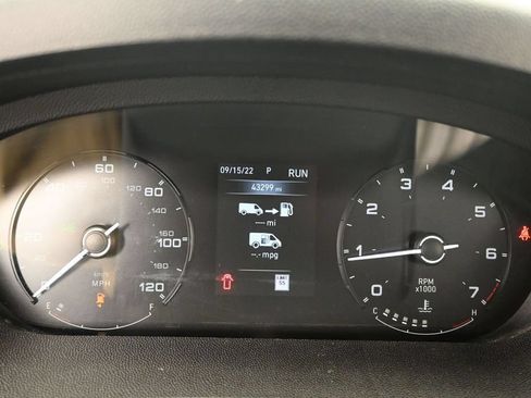 Used 2025 RAM ProMaster 2500 w/ Convenience Group FWD image 18