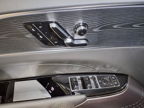 Used 2026 Cadillac Lyriq Sport image 16