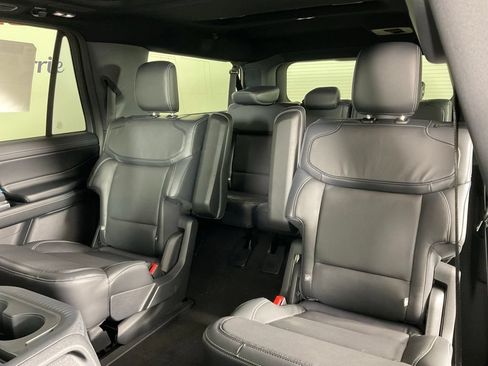 New 2027 Ford Expedition Max Platinum w/ Stealth Appearance Package RWD image 15