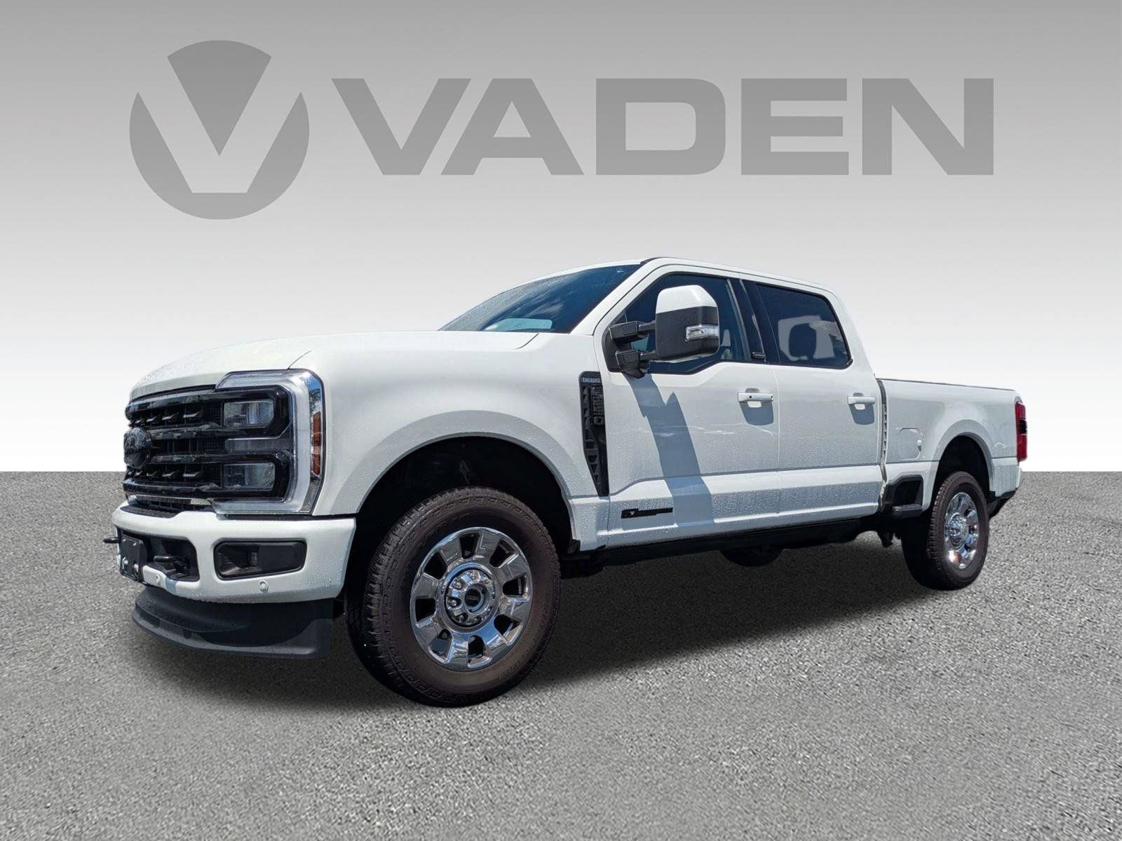 Used 2025 Ford F250 King Ranch w/ Chrome Package AWD/4WD image 2