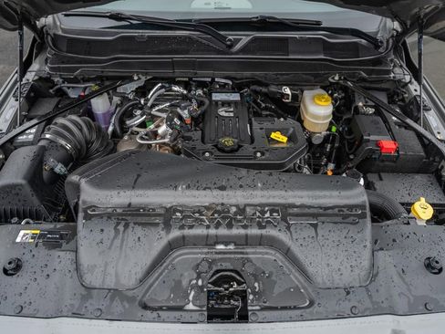 New 2026 RAM 2500 Laramie AWD/4WD image 23