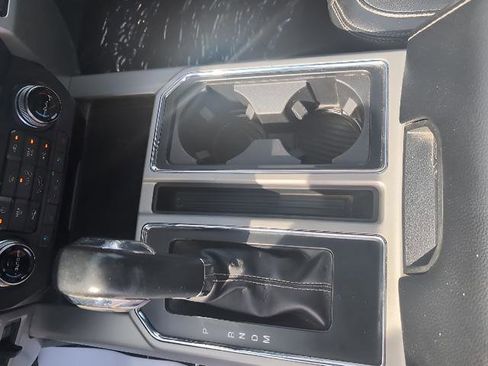 Certified 2019 Ford F150 Lariat w/ Equipment Group 502A Luxury image 16