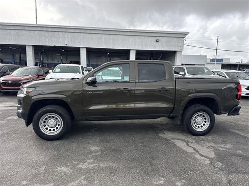 Used 2024 Chevrolet Colorado W/T image 6