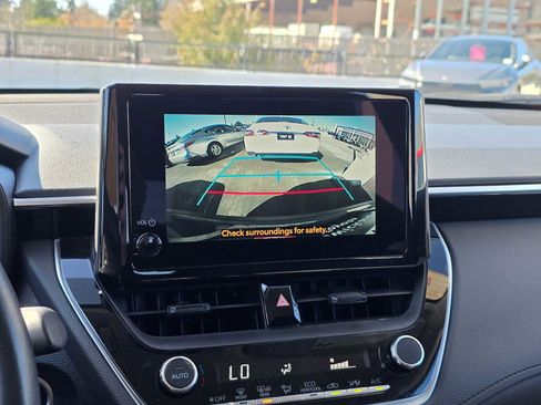 Used 2023 Toyota Corolla Cross LE image 23