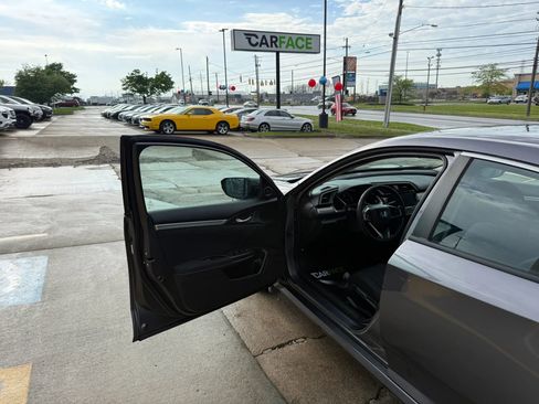 Used 2017 Honda Civic EX-T image 15