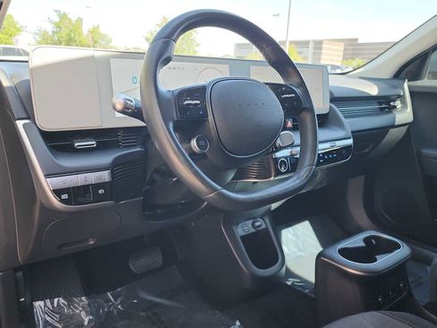 Used 2024 Hyundai Ioniq 5 SEL RWD image 2