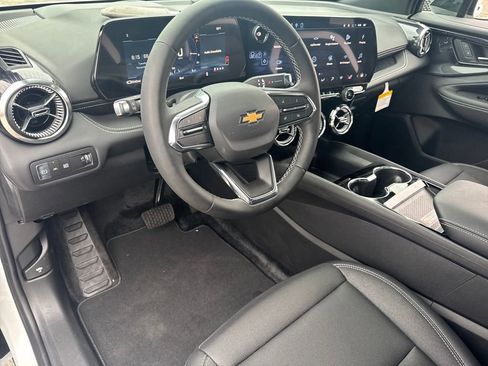 New 2026 Chevrolet Blazer EV LT image 17