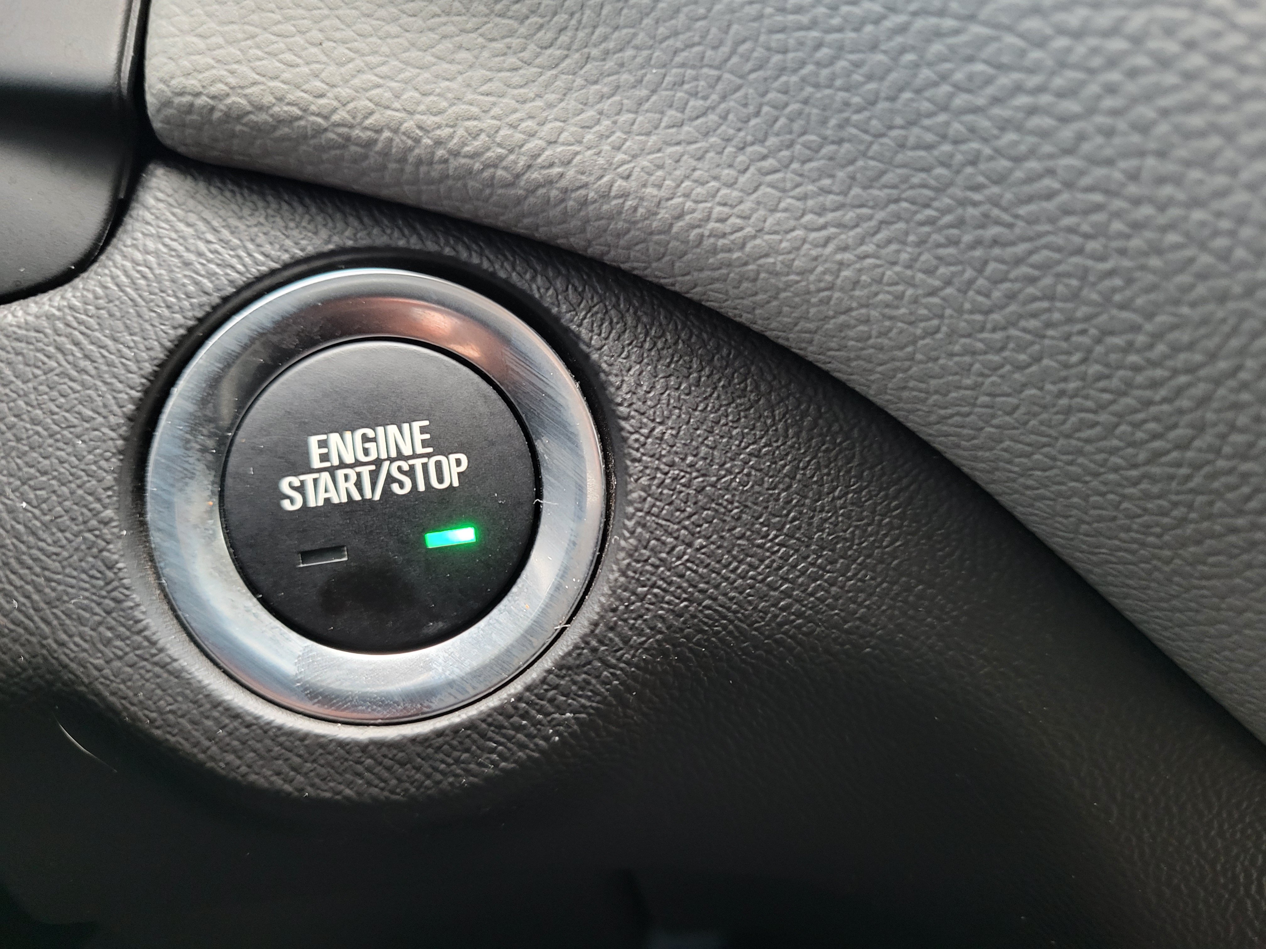 Used 2023 Chevrolet Equinox LT FWD image 17