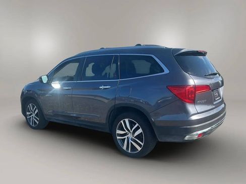 Used 2016 Honda Pilot Touring image 5