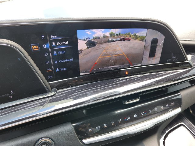 Used 2022 Cadillac Escalade ESV Sport w/ Touring Package AWD/4WD image 17