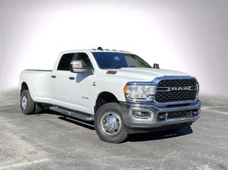 Used 2024 RAM 3500 Big Horn video 2