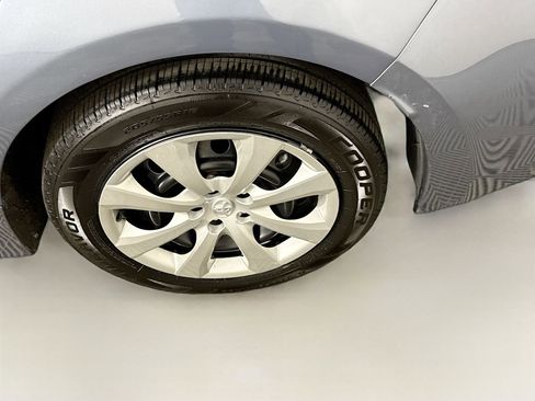 Used 2024 Toyota Corolla LE FWD image 18