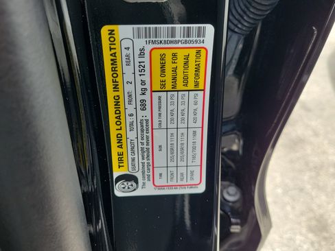 Certified 2023 Ford Explorer XLT w/ Equipment Group 202A AWD/4WD image 31