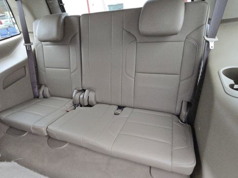 Used 2019 Chevrolet Tahoe LT image 14