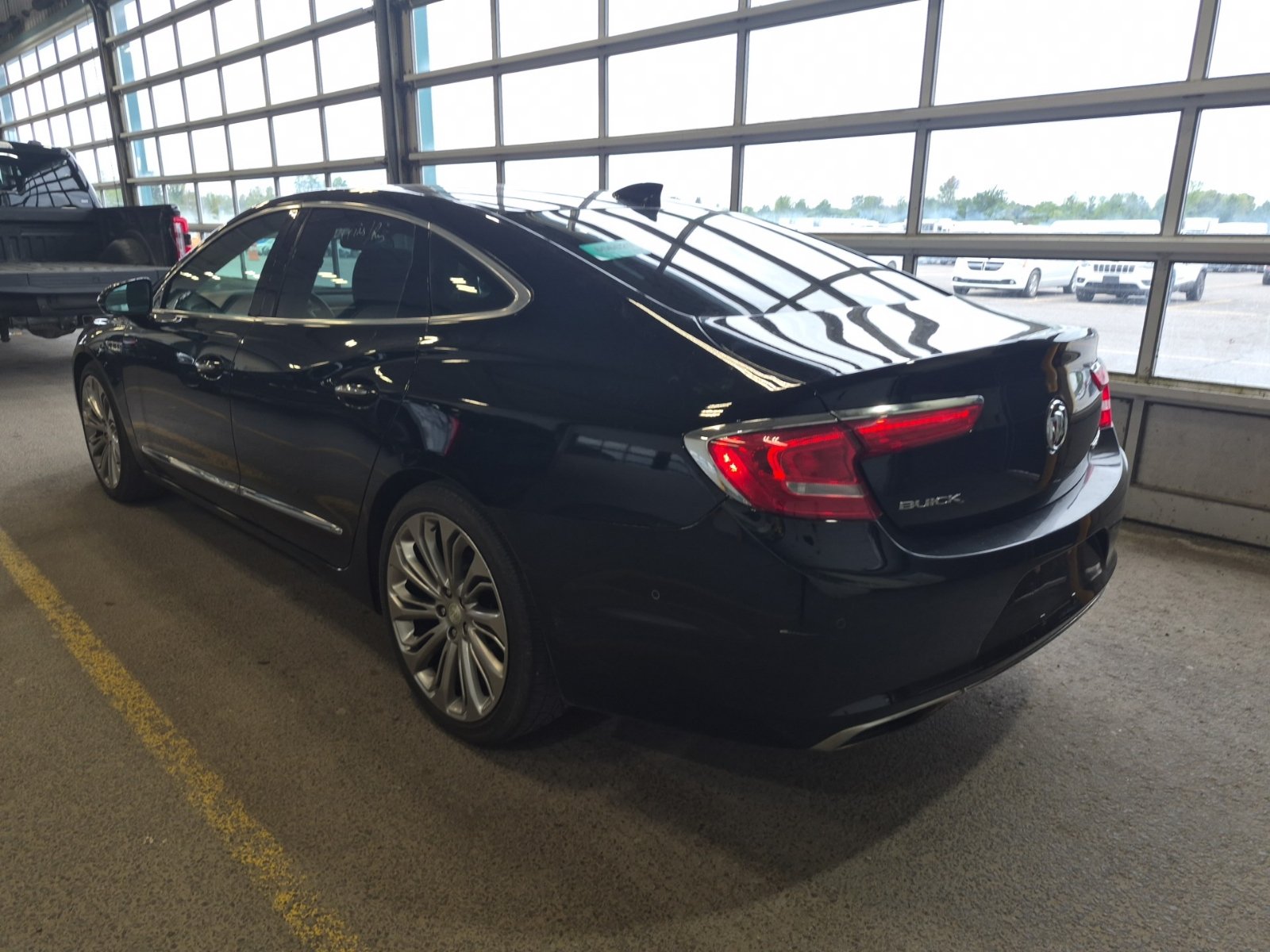 Used 2018 Buick LaCrosse Premium w/ Sun and Shade Package AWD/4WD image 7