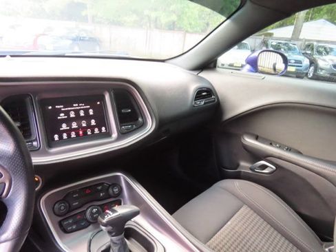 Used 2019 Dodge Challenger SXT w/ Blacktop Package RWD image 17